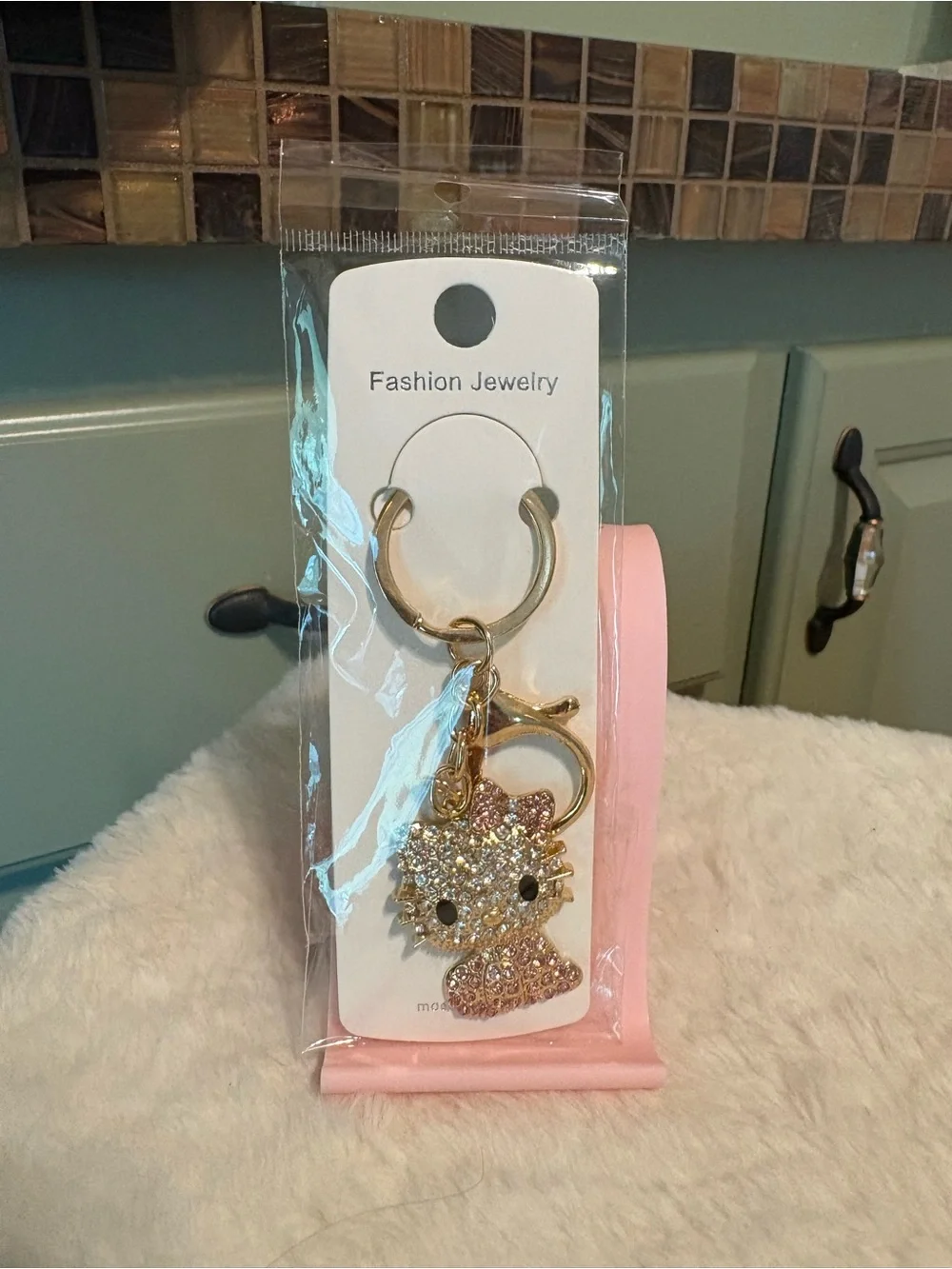 Fashion Jewelry Pink Crystal Cat Keyring with Gold Hardware